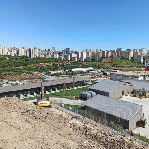 prefabrik hayvan barınağı